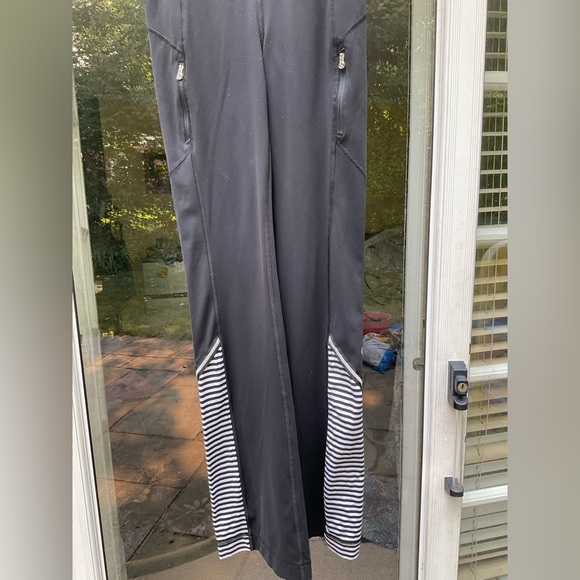 Lululemon Run: Ice Queen Pant. Size 6. - Picture 6 of 12